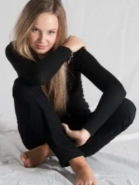 Photo of ModelDemi